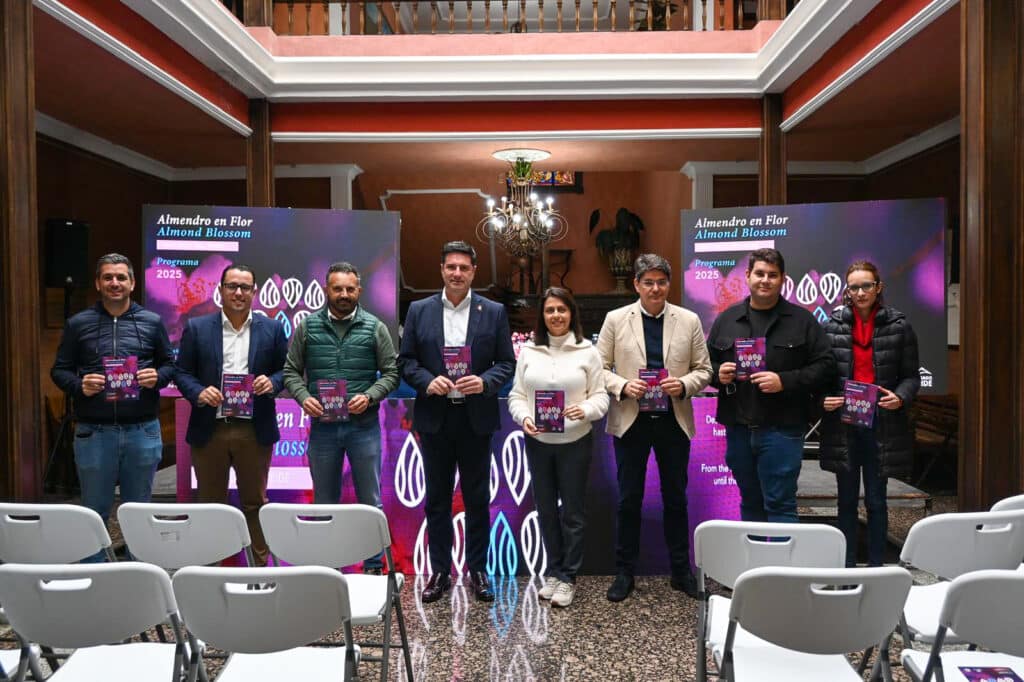 Foto presentacion Campana Almendro en Flor2 "Mandelblüte 2025" in Santiago del Teide